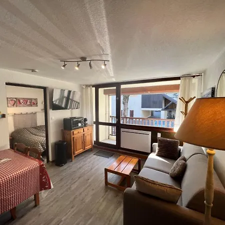 Appt T2 4 Pers Lary Centre Village Parking *